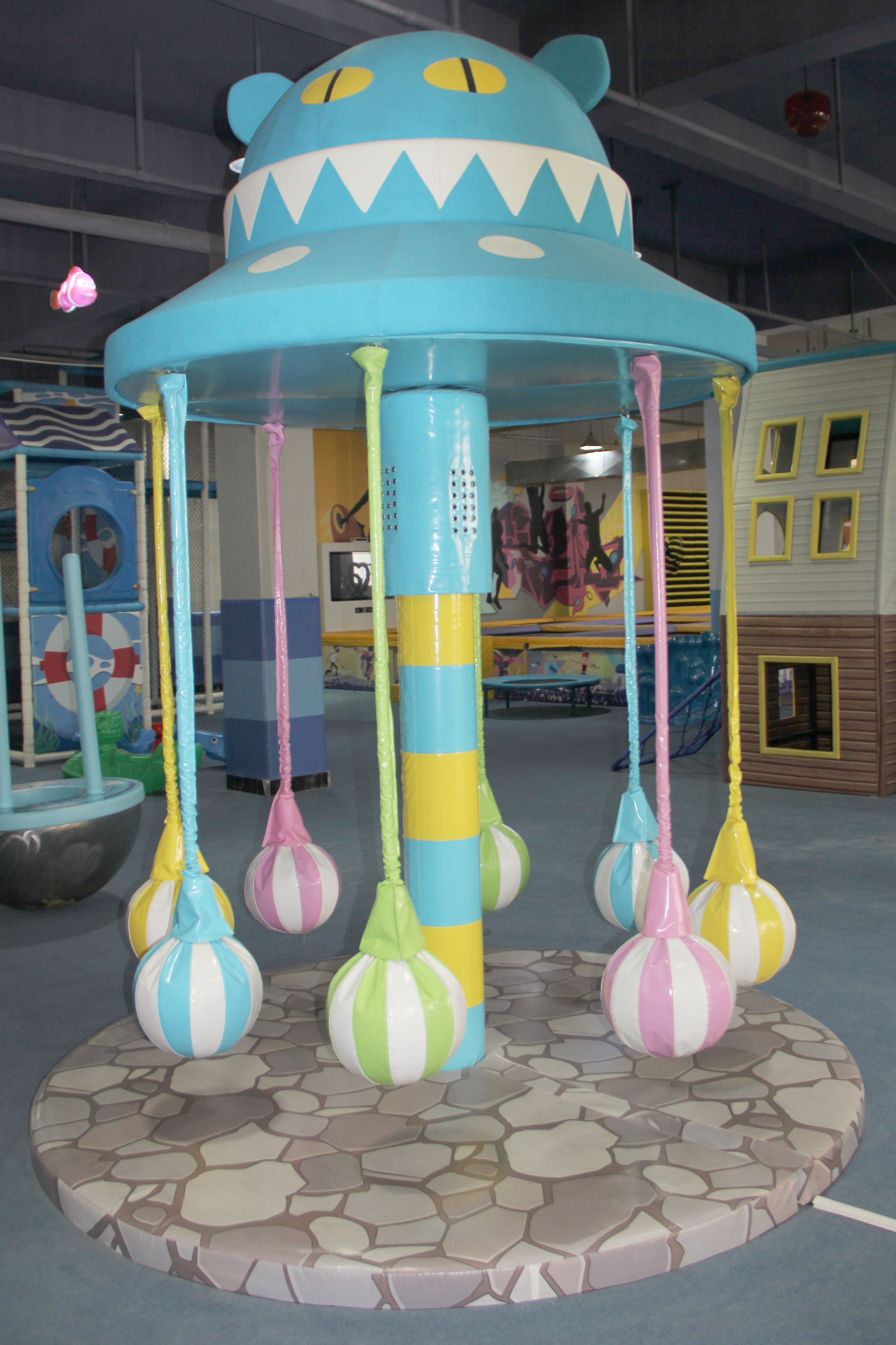 儿童游乐园淘气堡游乐设备大型电动小童猫转盘设施